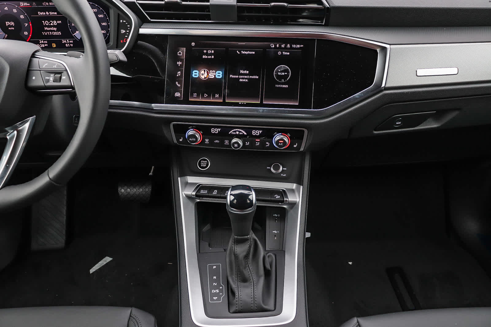 Thumbnail: 2025 Audi Q3 - 17