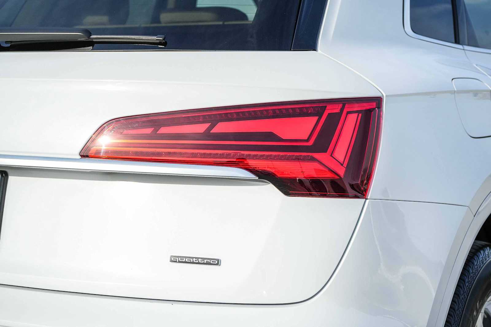 Thumbnail: 2023 Audi Q5 - 11