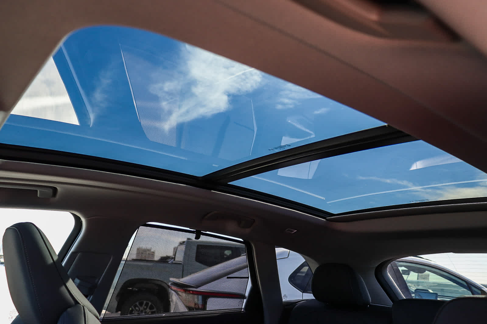 Thumbnail: 2025 Audi Q5 - 33