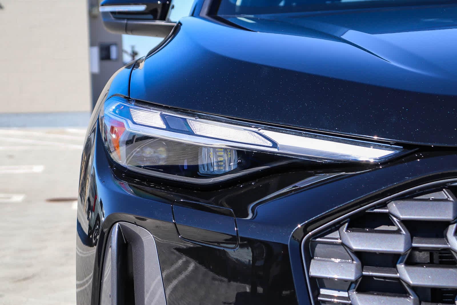 Thumbnail: 2025 Audi Q5 - 5