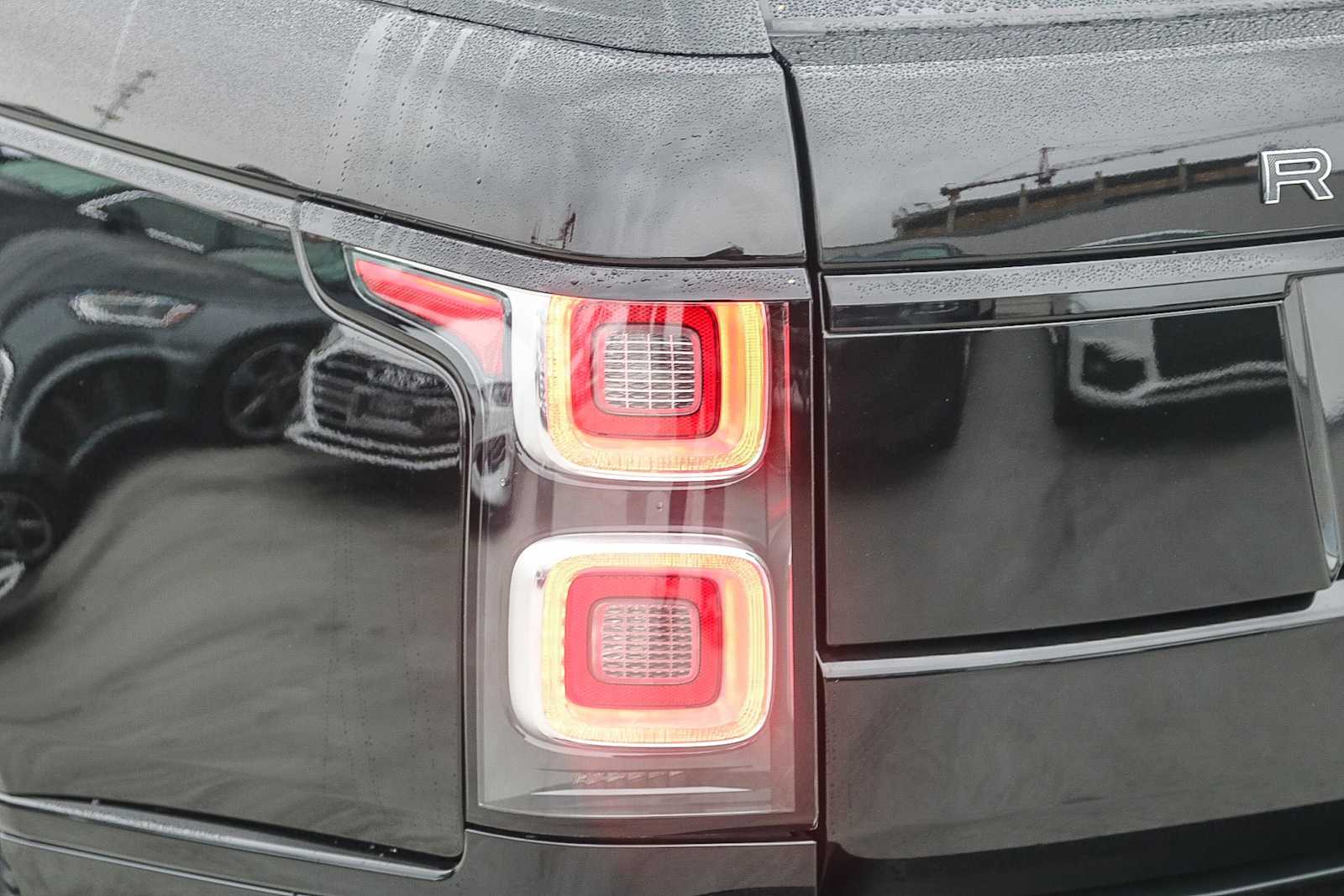 Thumbnail: 2021 Land Rover Range Rover - 9