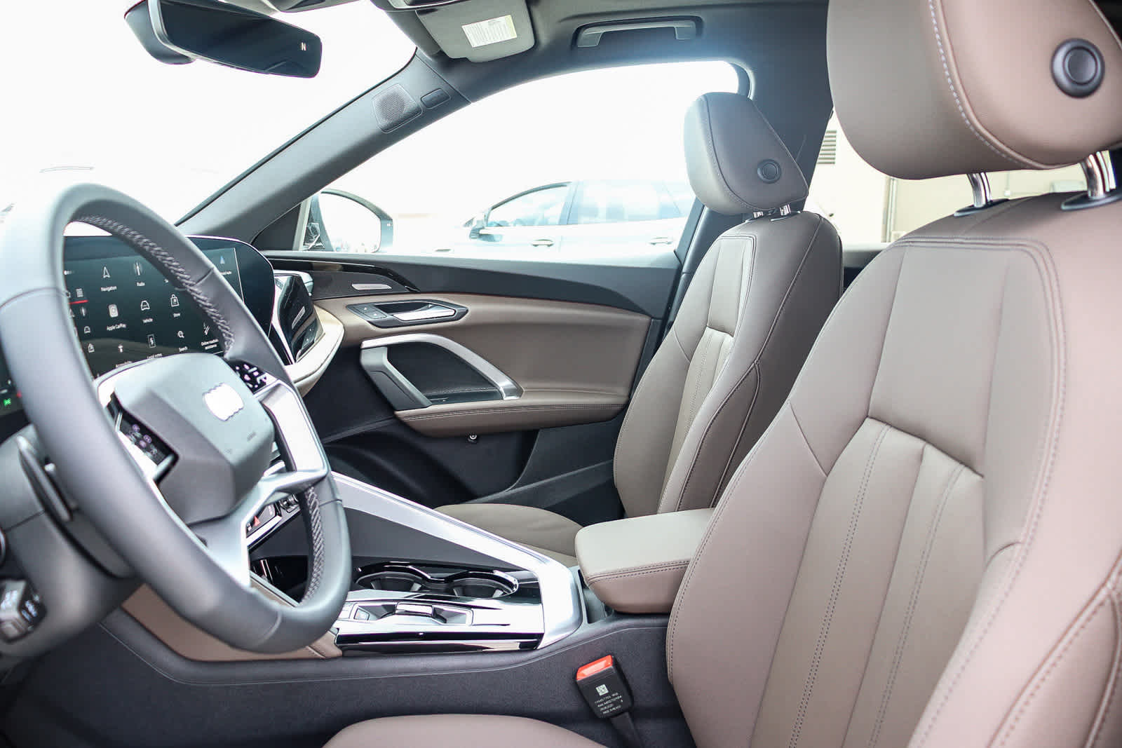 Thumbnail: 2025 Audi Q5 - 24