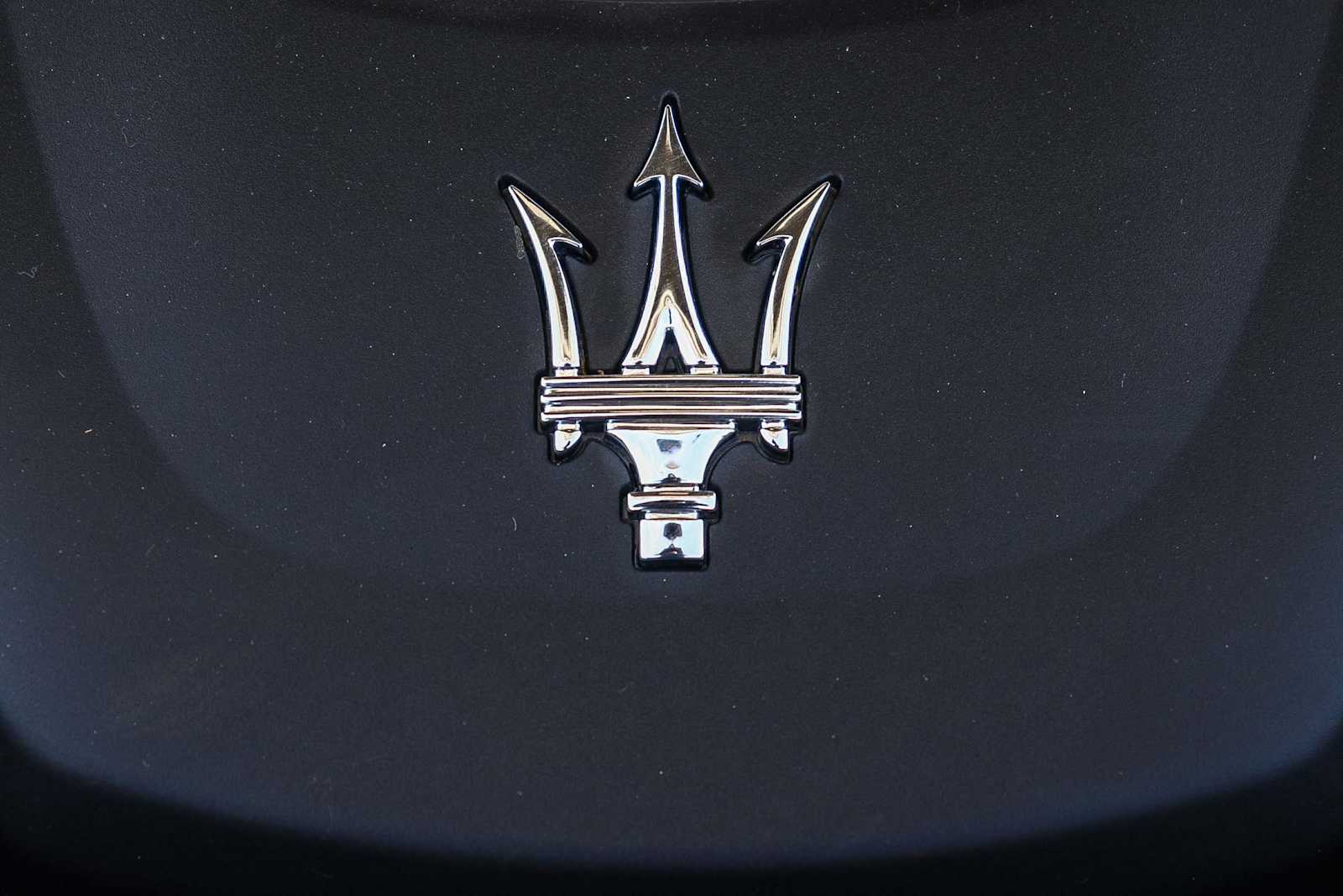 Thumbnail: 2017 Maserati Levante - 36