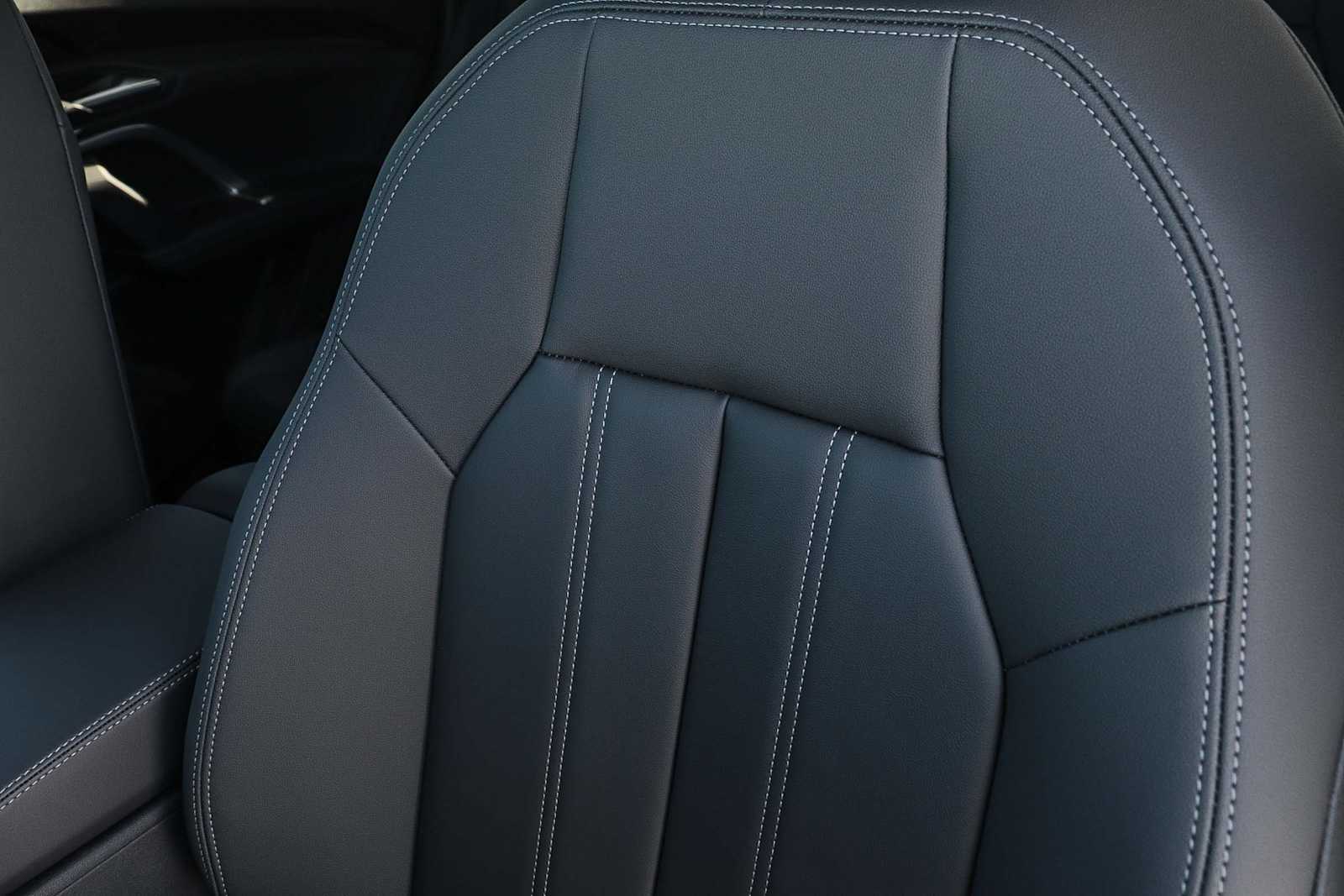 Thumbnail: 2025 Audi Q5 - 33