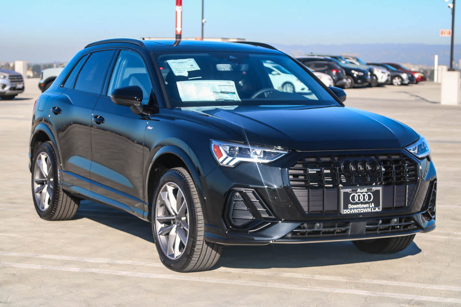 Thumbnail: 2025 Audi Q3 - 3