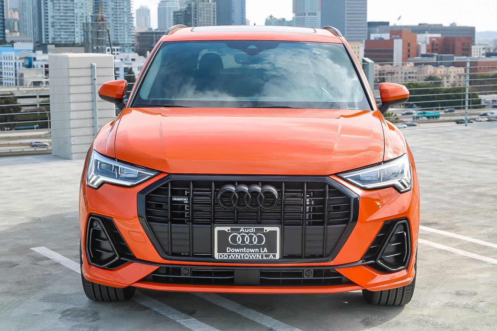 Thumbnail: 2025 Audi Q3 - 2