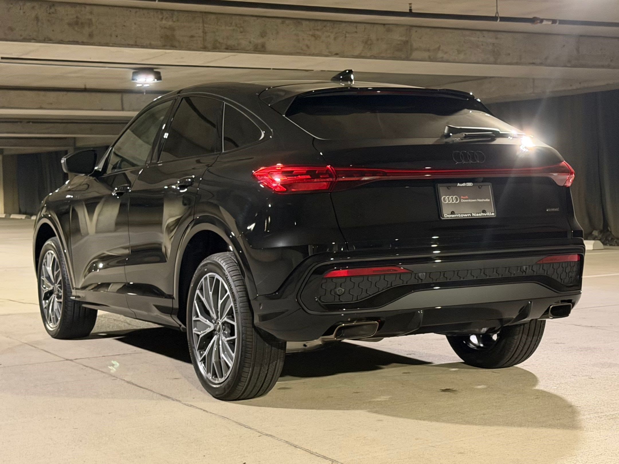 Q5 Sportback Premium Plus SUV