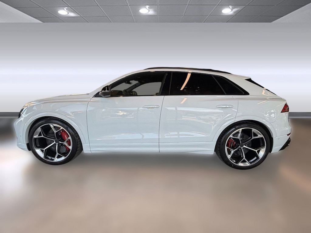 New 2026 Audi RS Q8 4.0T performance SUV