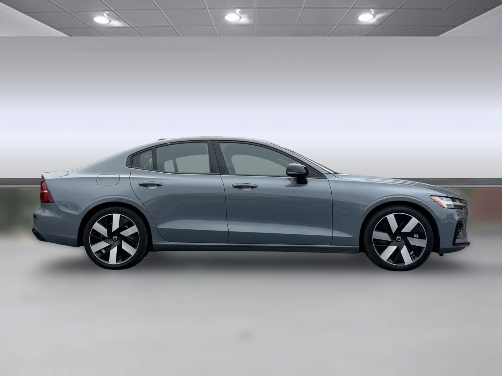 S60 Recharge Plug-In Hybrid Ultimate Dark Theme T8 EAWD PHEV Ultimate Dark Theme