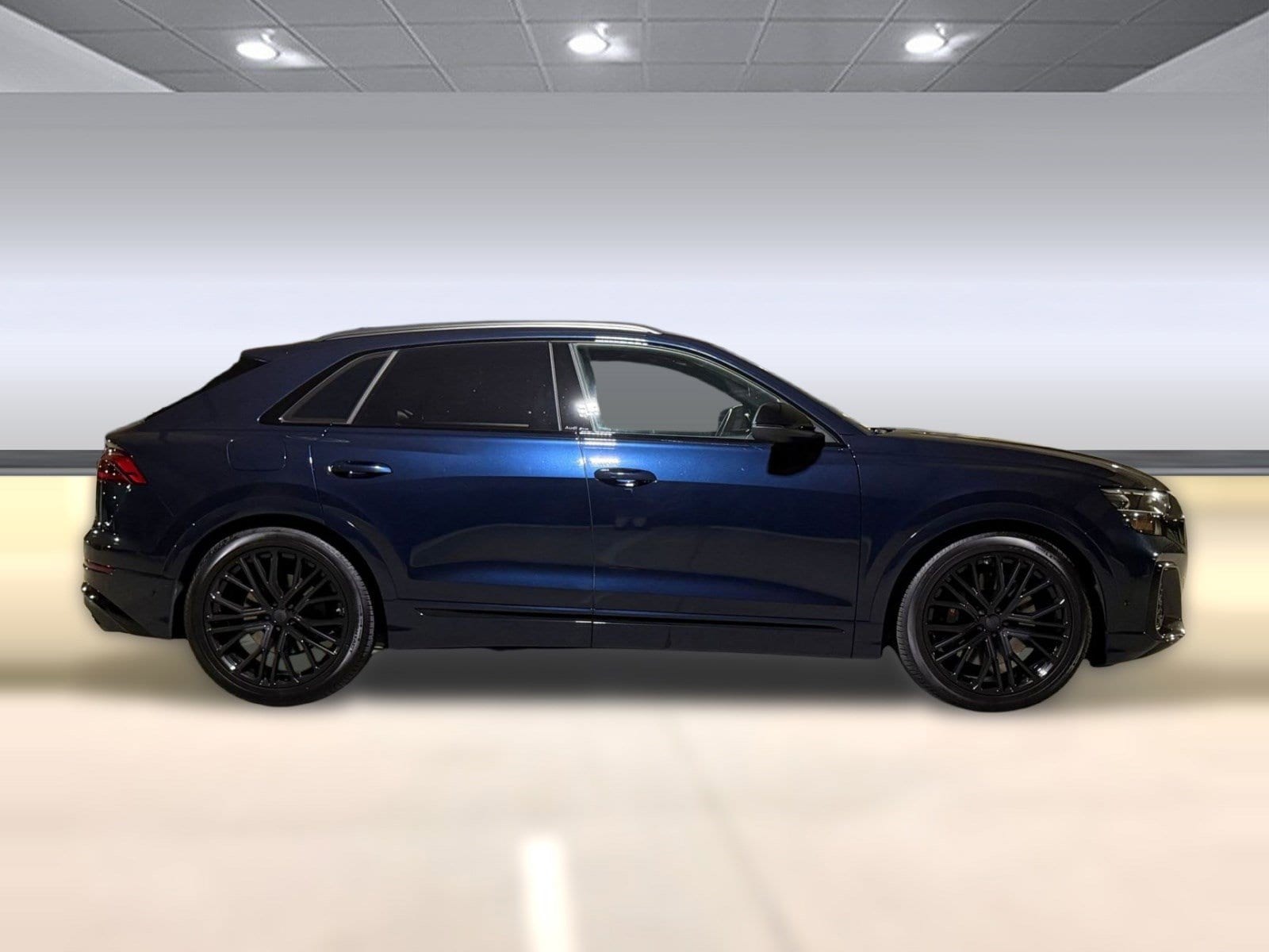 SQ8 Prestige SUV