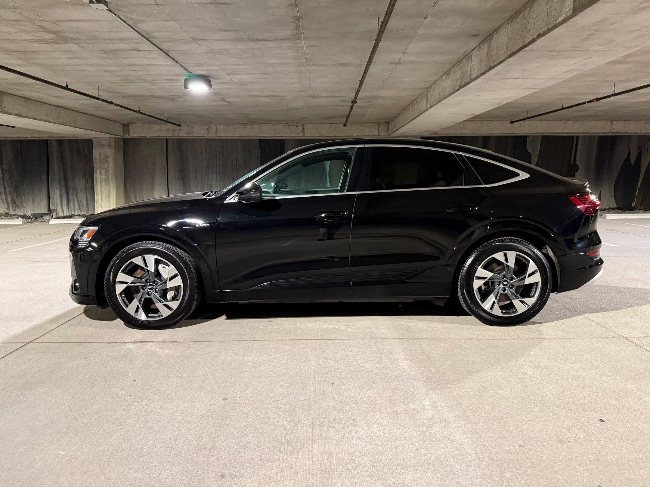 Used 2022 Audi e-tron Sportback Premium with VIN WA11AAGEXNB026751 for sale in Nashville, TN