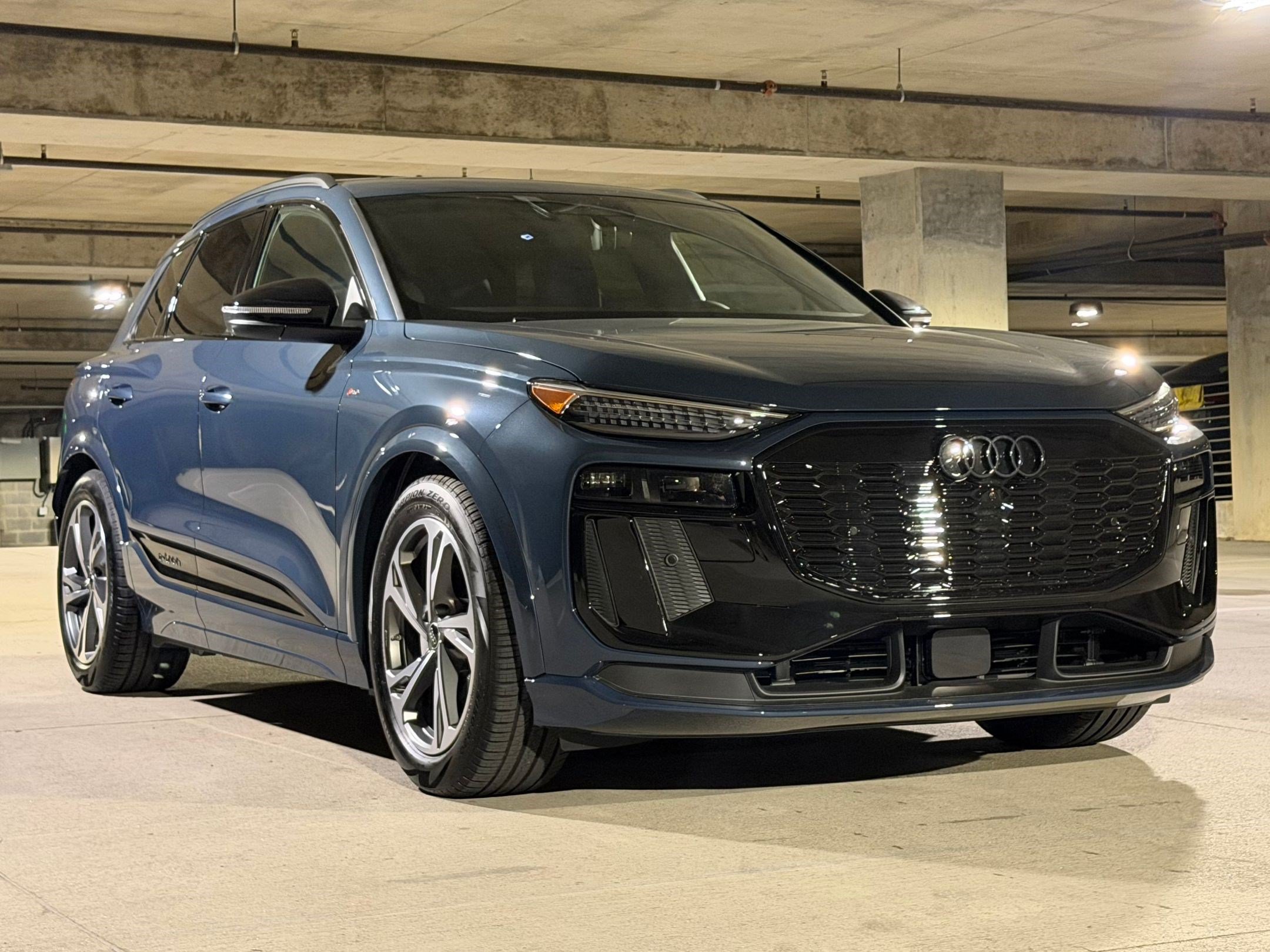 Q6 E-tron Prestige SUV