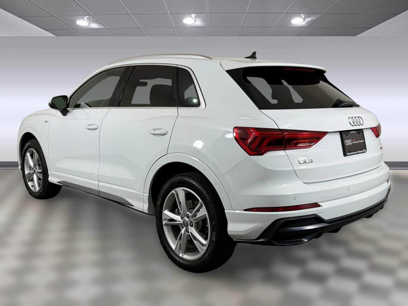 2021 Audi Q3 S line Premium Plus 45 TFSI photo 3