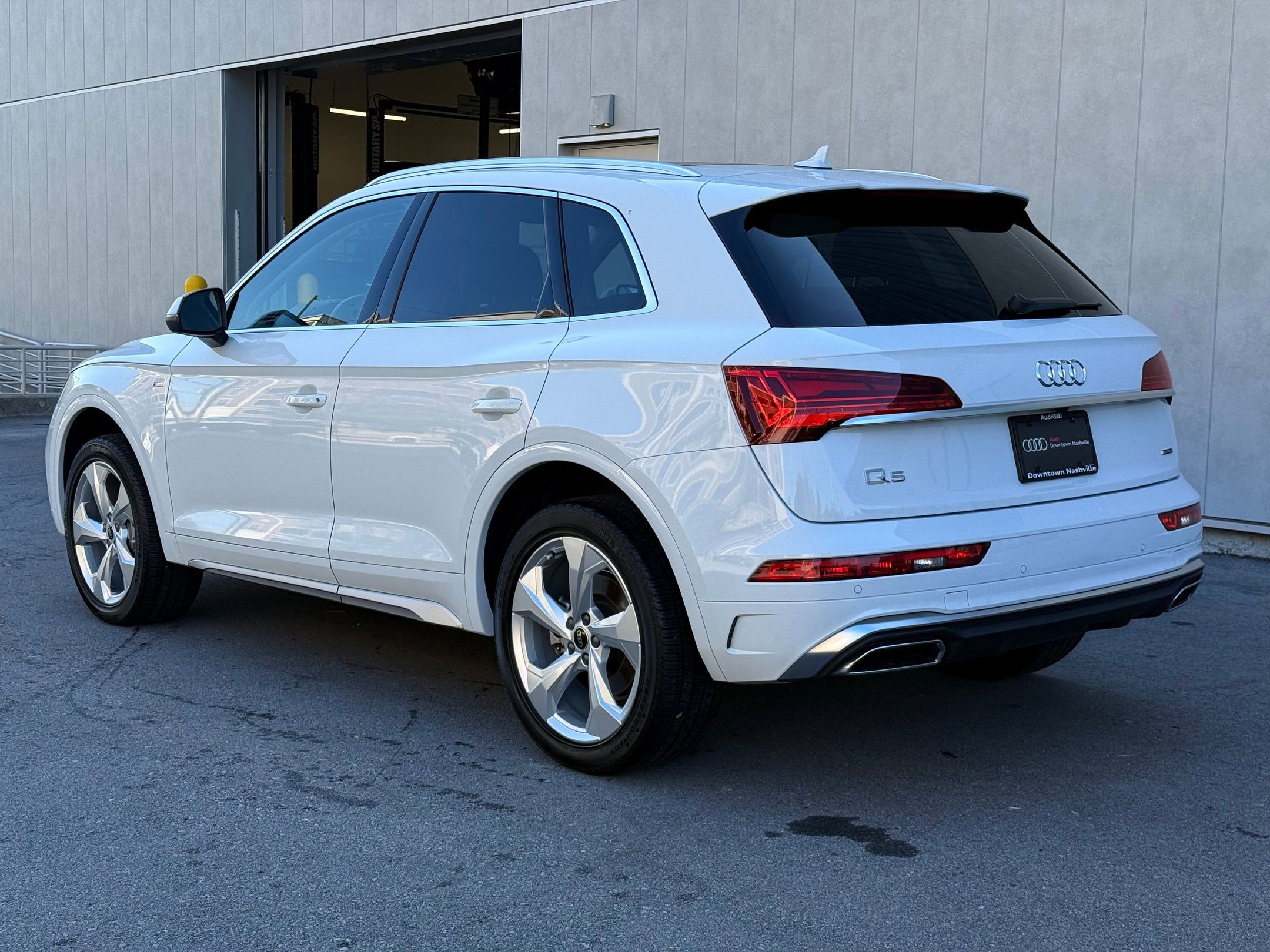 2023 Audi Q5 S line Premium Plus 45 TFSI photo 3