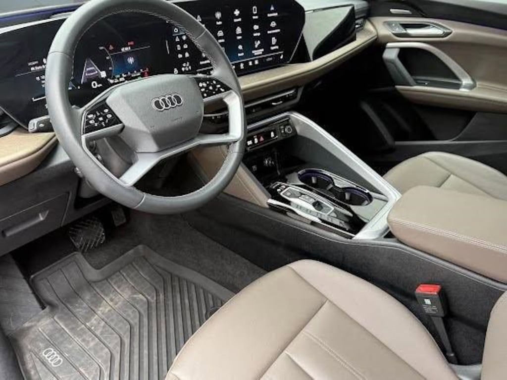 Used 2025 Audi Q5 Premium Plus Premium Plus 2.0 TFSI quattro