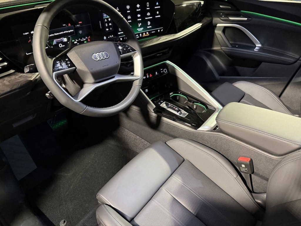 New 2025 Audi Q5 2.0T Premium Plus SUV