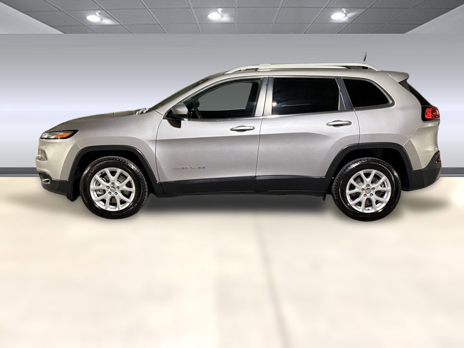 2017 Jeep Cherokee Latitude photo 2