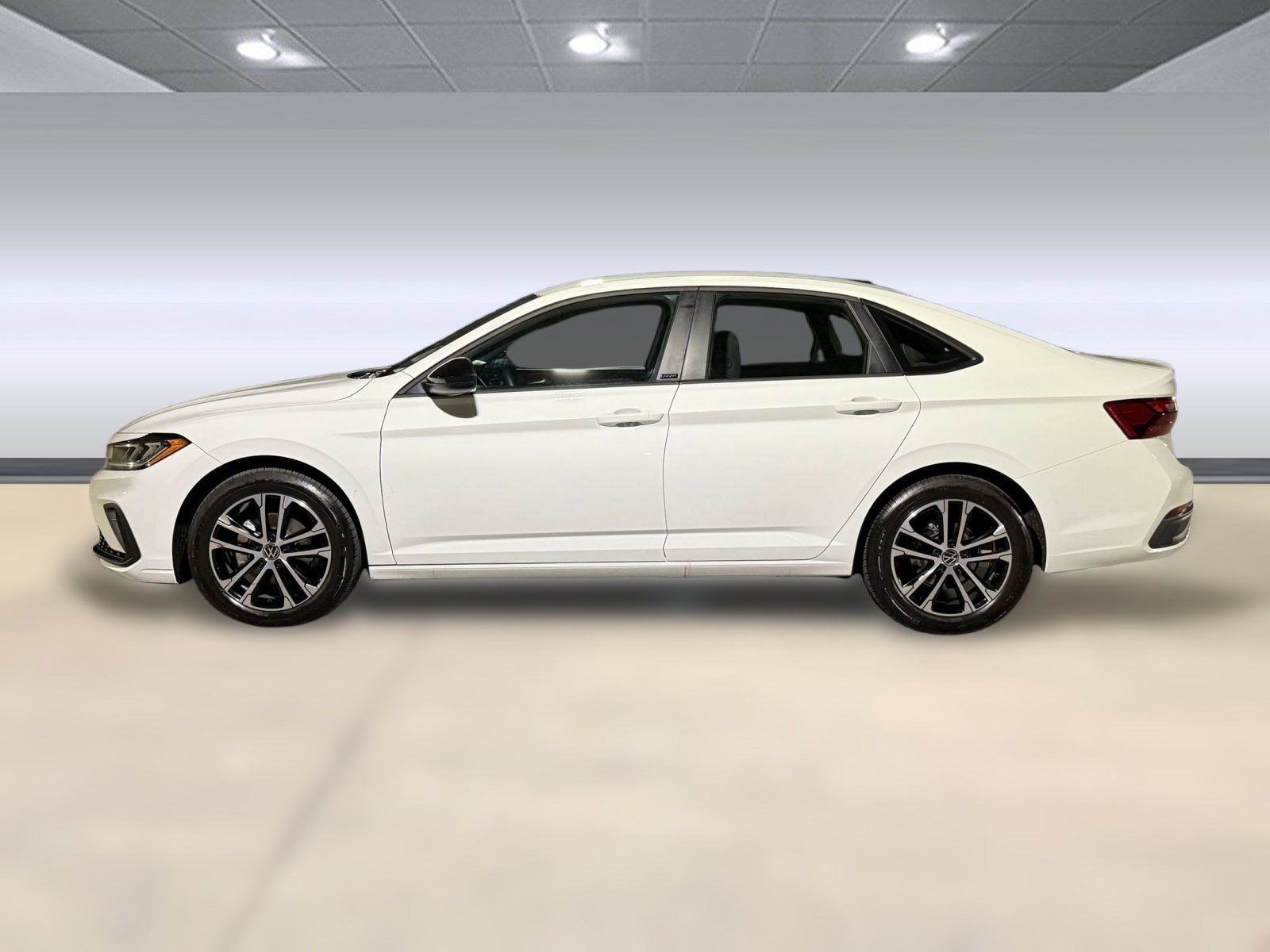 2025 Volkswagen Jetta Sport photo 2