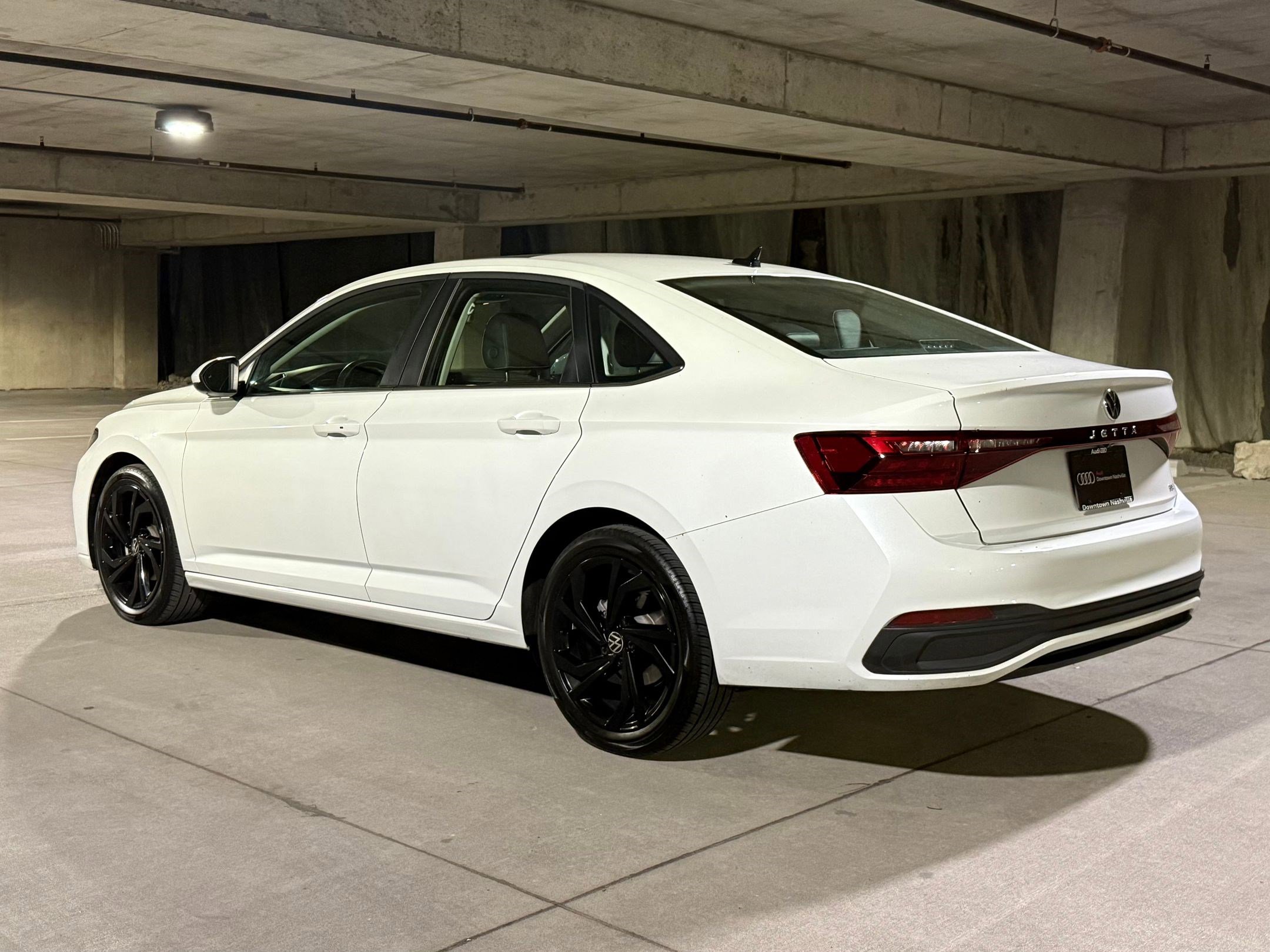 2025 Volkswagen Jetta SE photo 3