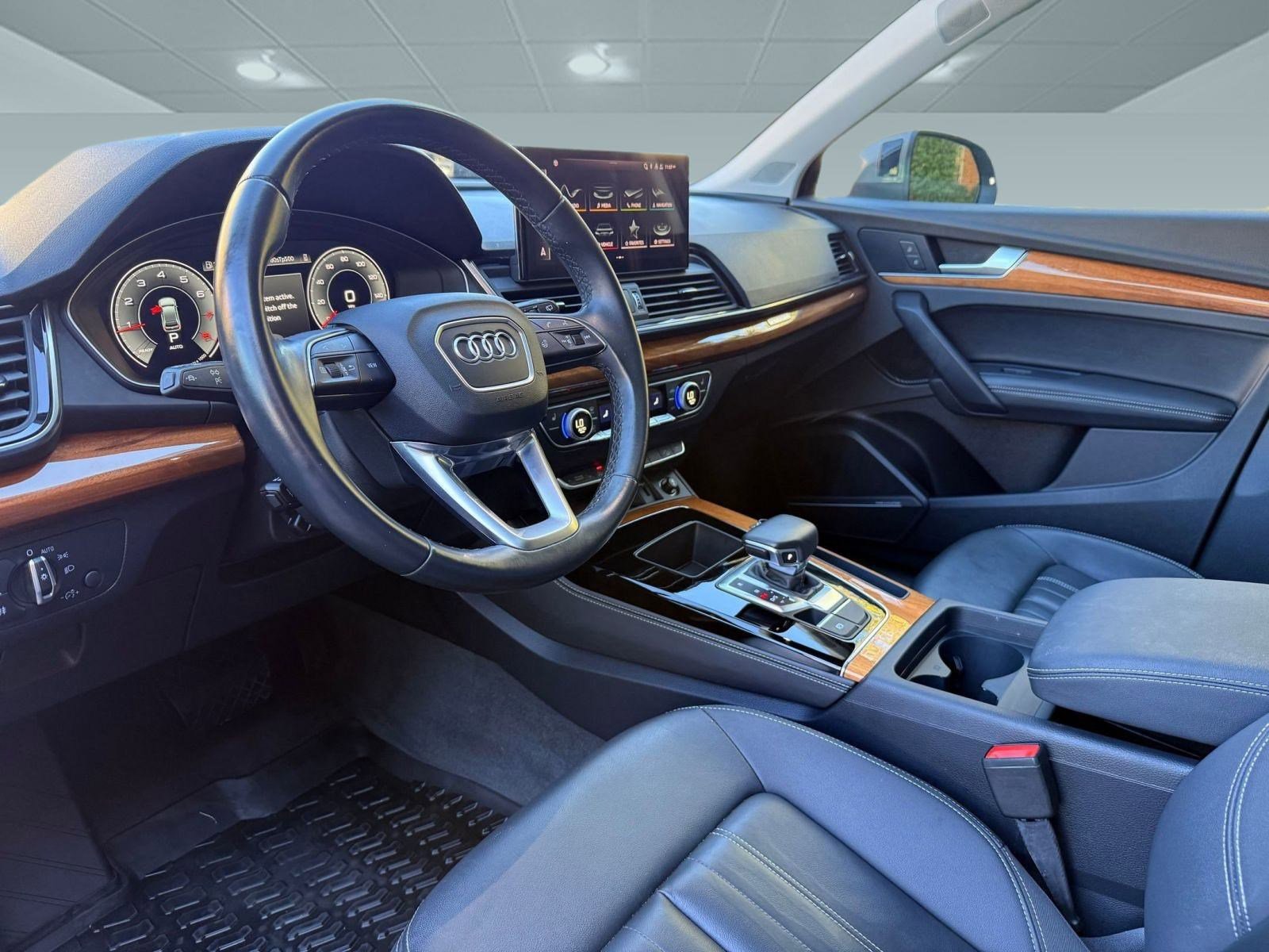 2023 Audi Q5 S line Premium Plus 45 TFSI photo 4