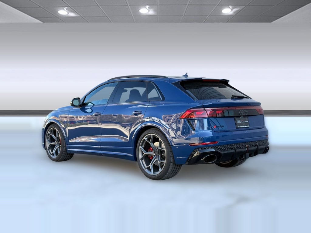 New 2026 Audi RS Q8 4.0T performance SUV