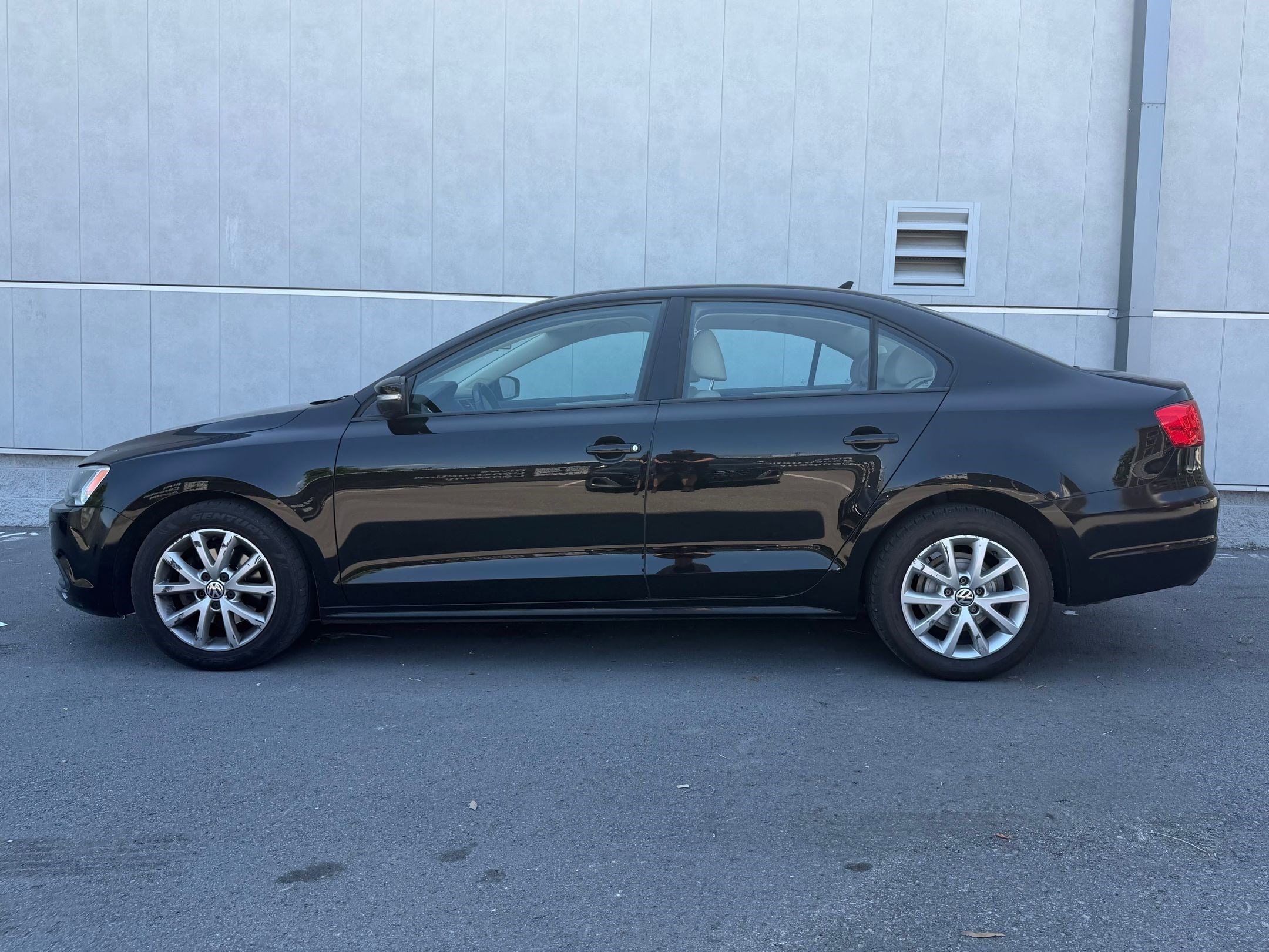 Used 2012 Volkswagen Jetta SE with VIN 3VWDX7AJ6CM347442 for sale in Nashville, TN