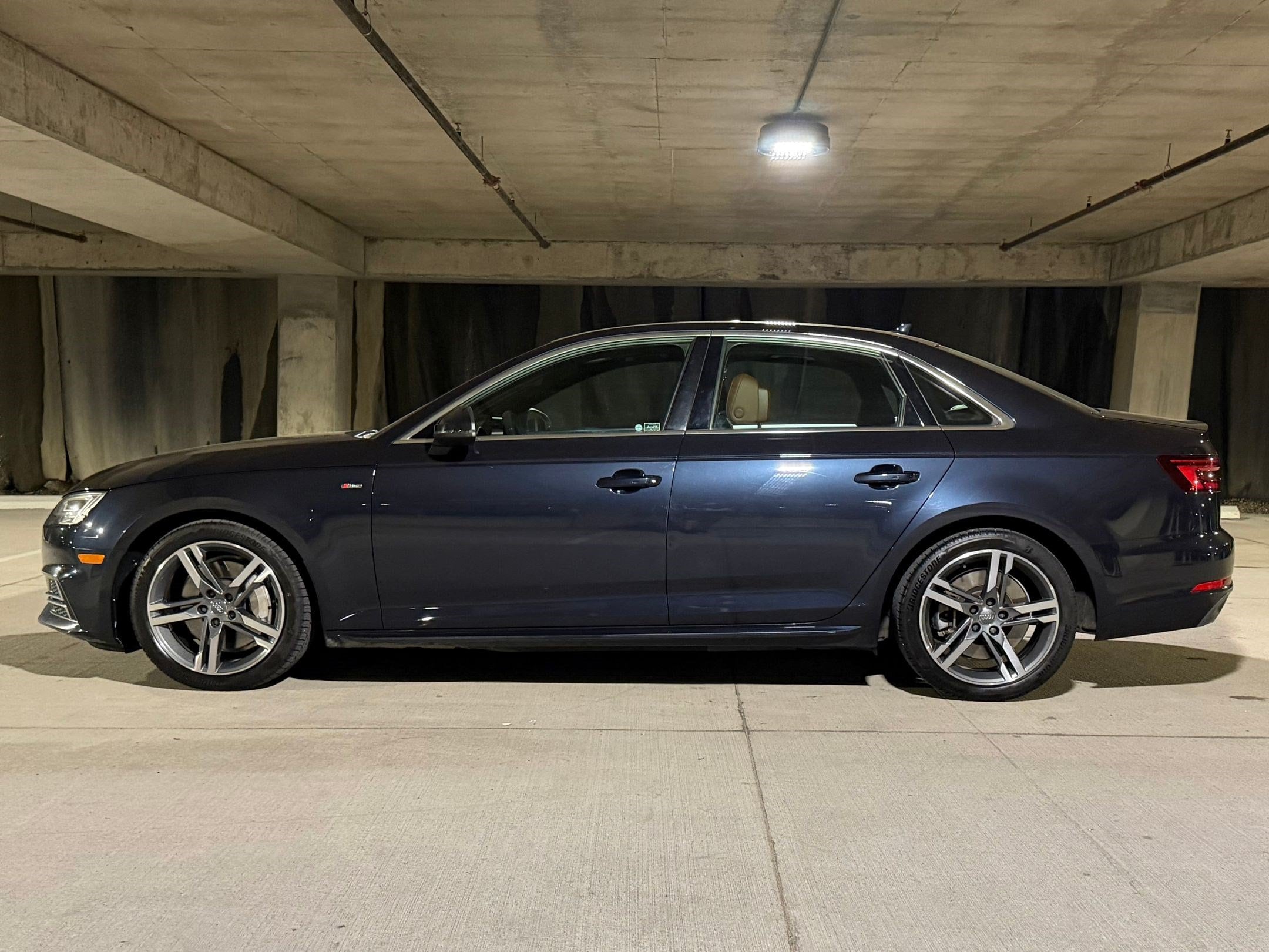 A4 Premium Plus 2.0 TFSI Premium Plus S Tronic Quattro AWD