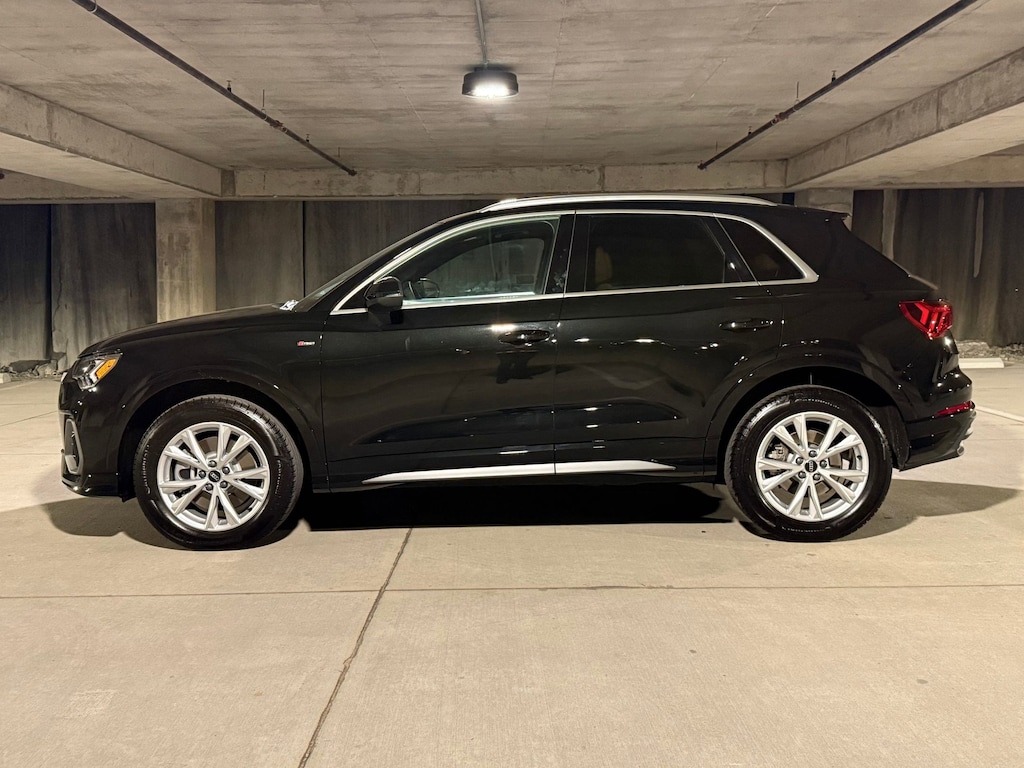 Used 2025 Audi Q3 S line Premium S line Premium 45 TFSI quattro