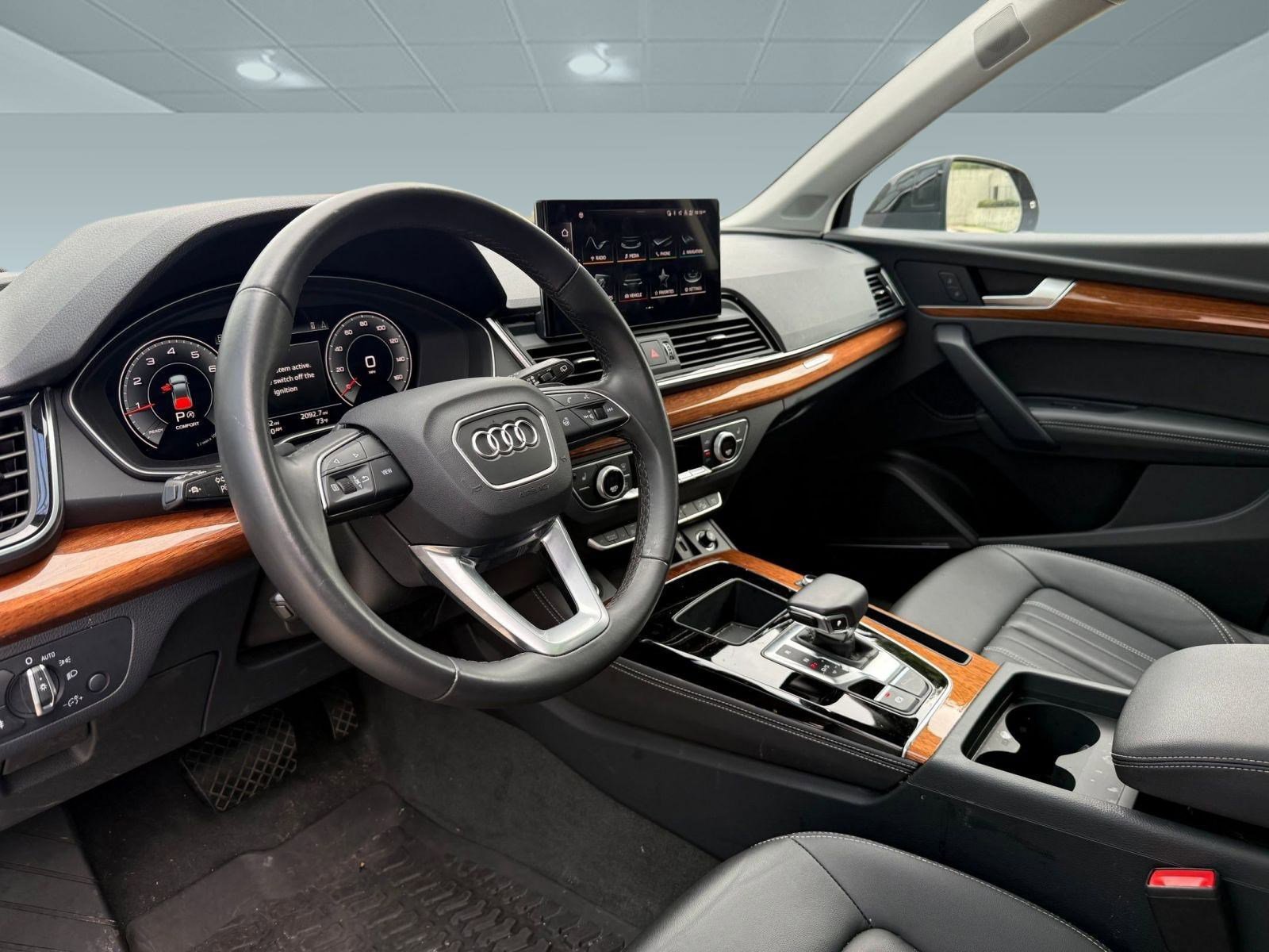 2023 Audi Q5 S line Premium Plus 45 TFSI photo 4
