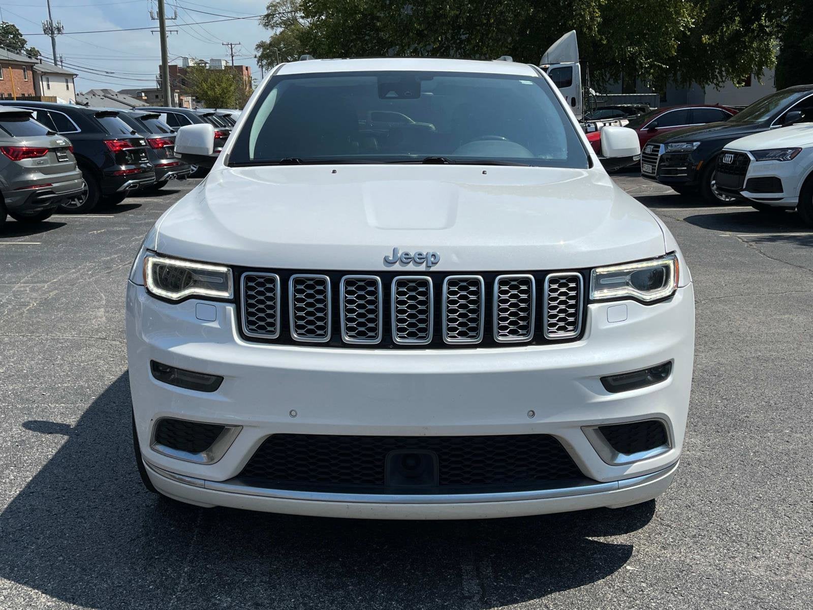 Used 2017 Jeep Grand Cherokee Summit with VIN 1C4RJFJG5HC720584 for sale in Brentwood, TN