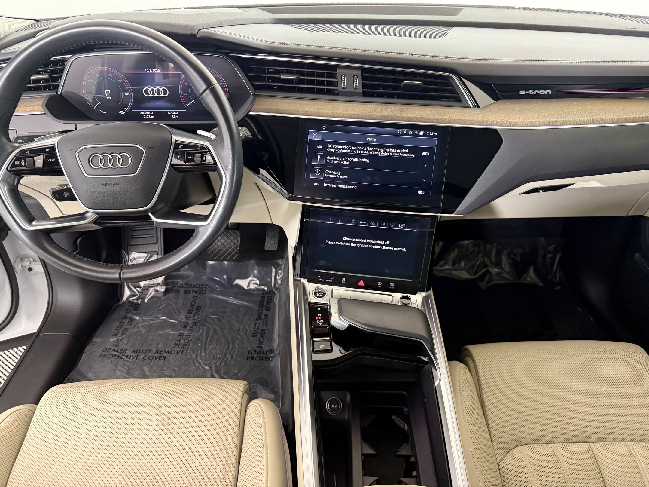 2021 Audi e-tron Prestige photo 4