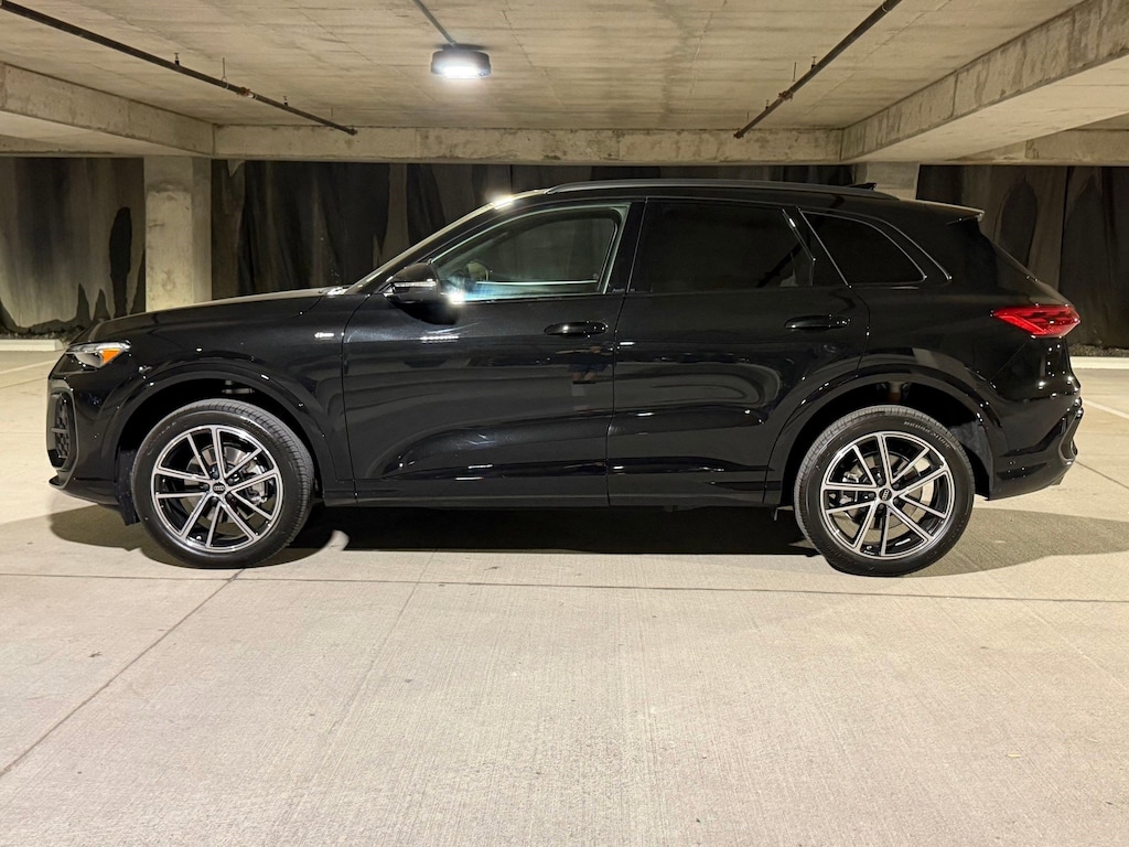 New 2026 Audi Q5 Premium Plus SUV
