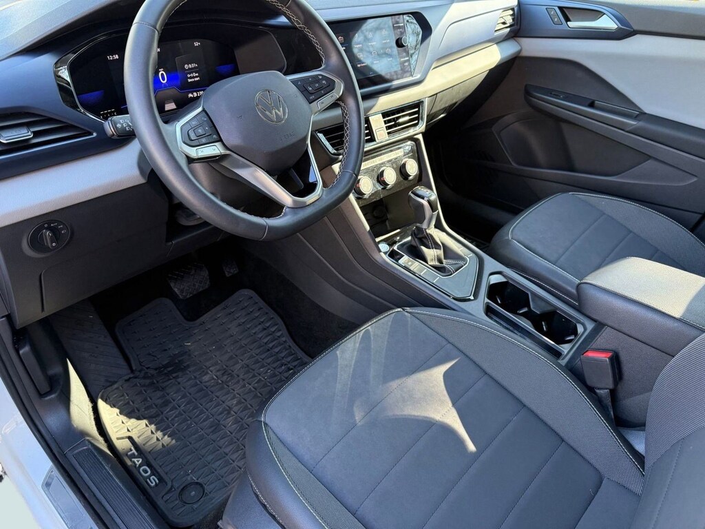 Used 2023 Volkswagen Taos SE SE FWD