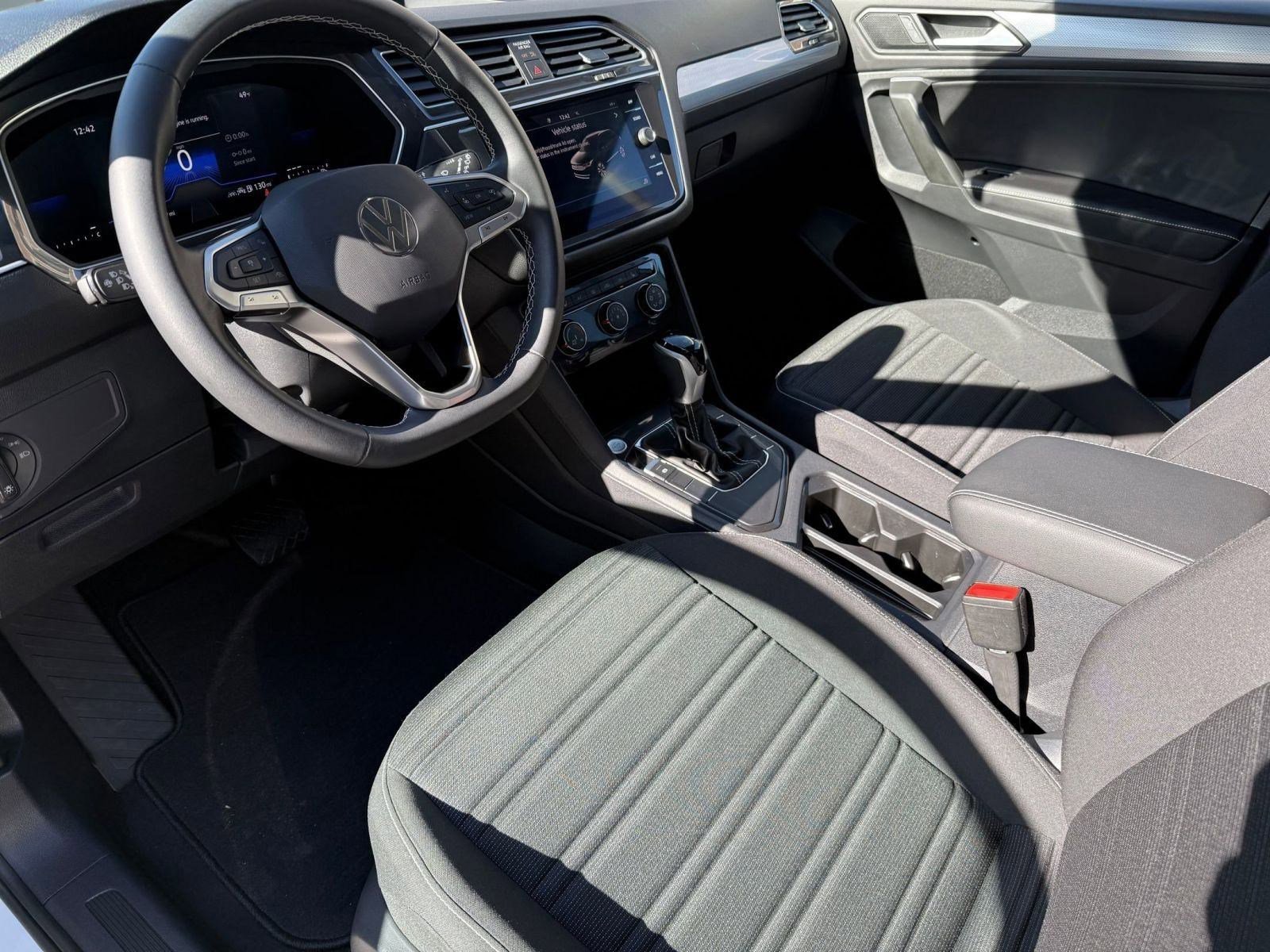 2024 Volkswagen Tiguan S photo 4