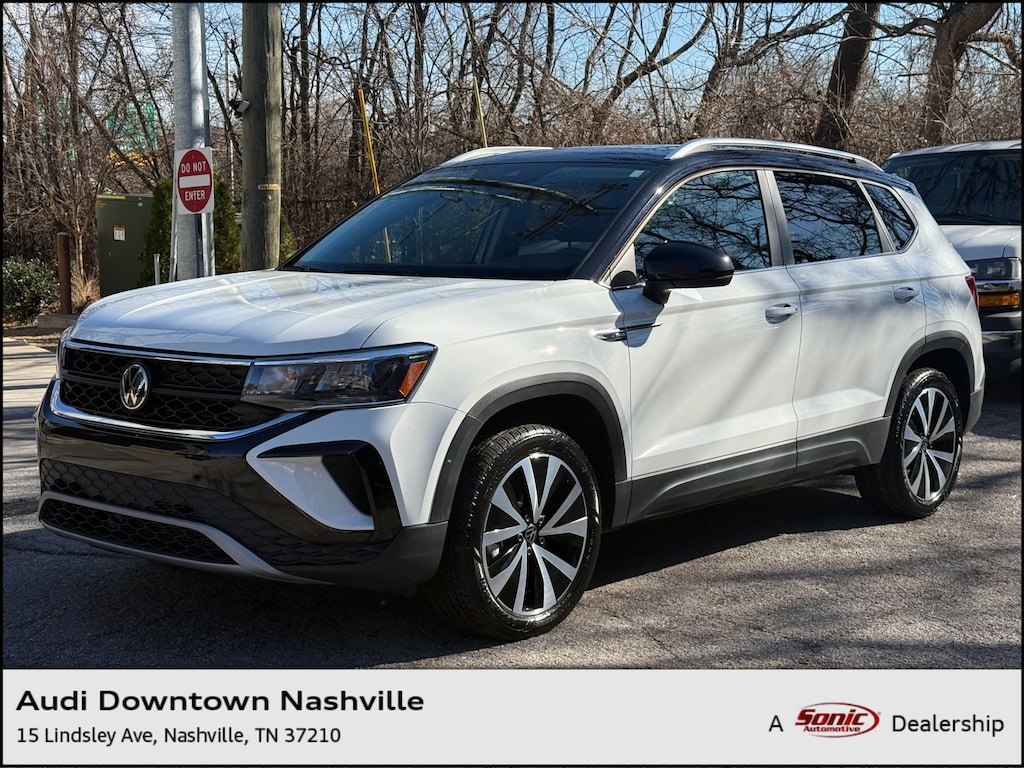 Used 2023 Volkswagen Taos SE SE FWD