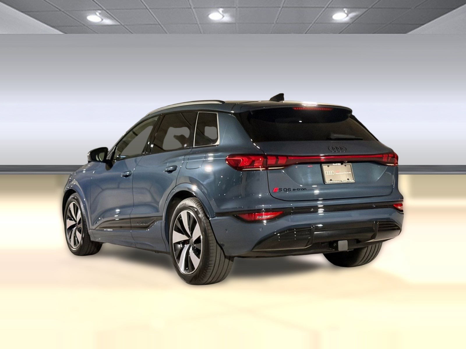 SQ6 E-tron Prestige SUV