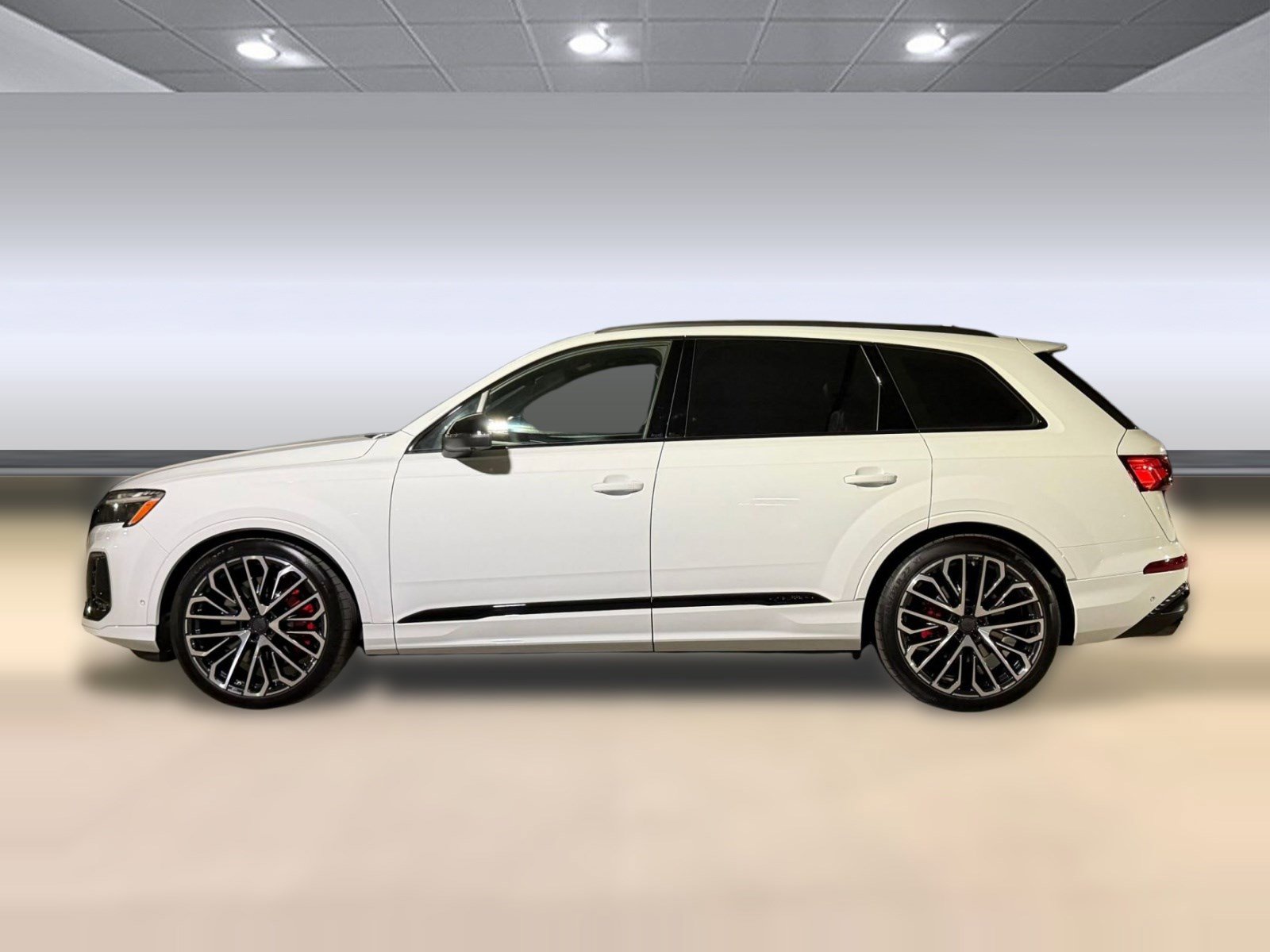 SQ7 Prestige SUV