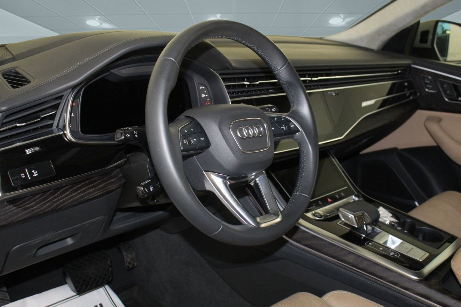 2022 Audi Q8 Prestige 55 photo 3