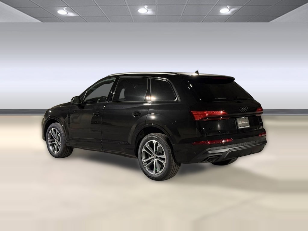 New 2026 Audi Q7 45 Premium Plus SUV
