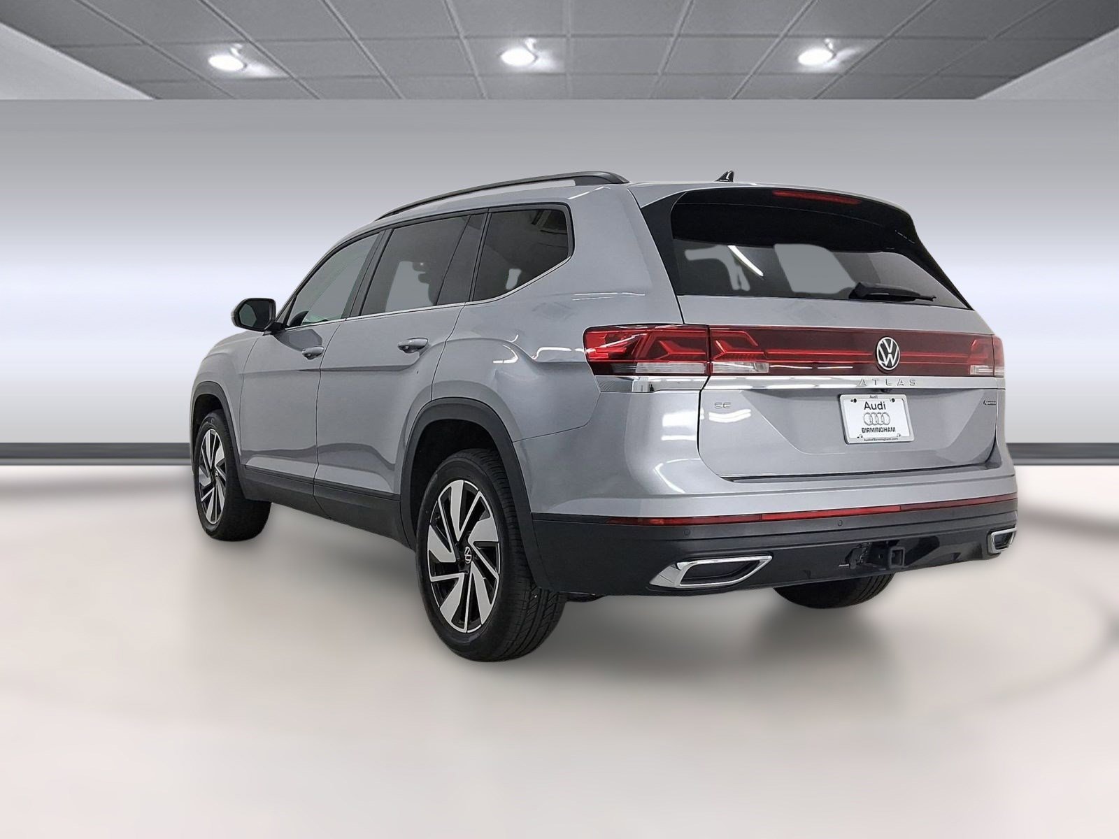 2024 Volkswagen Atlas SE Technology photo 3