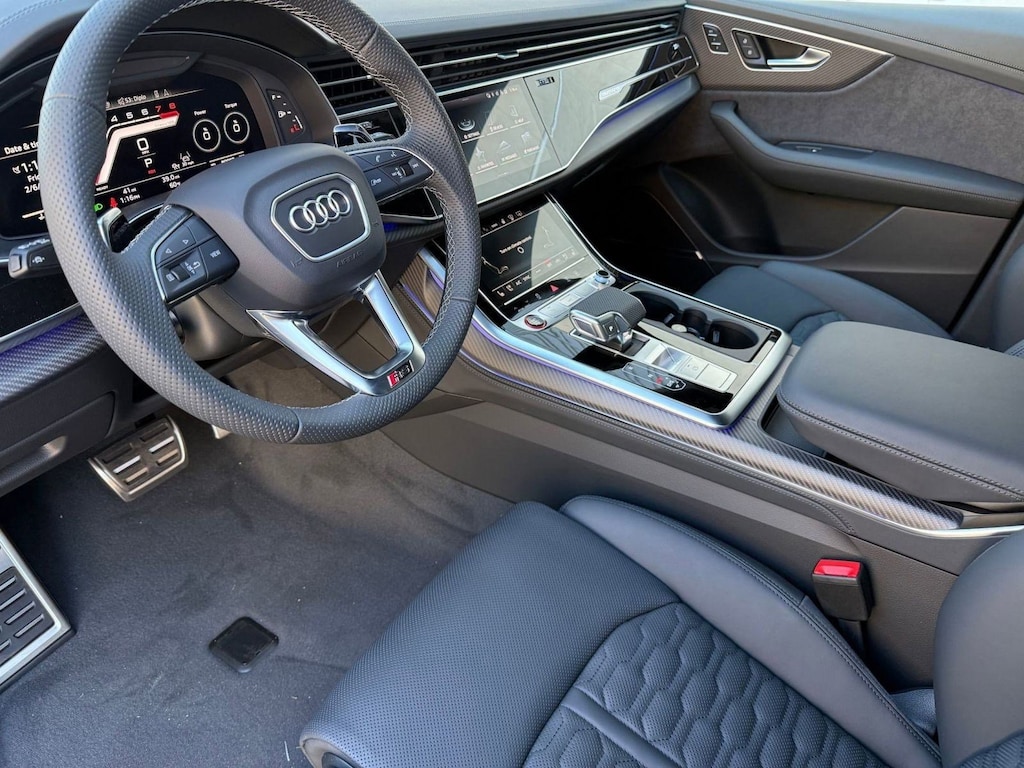 New 2026 Audi RS Q8 4.0T performance SUV