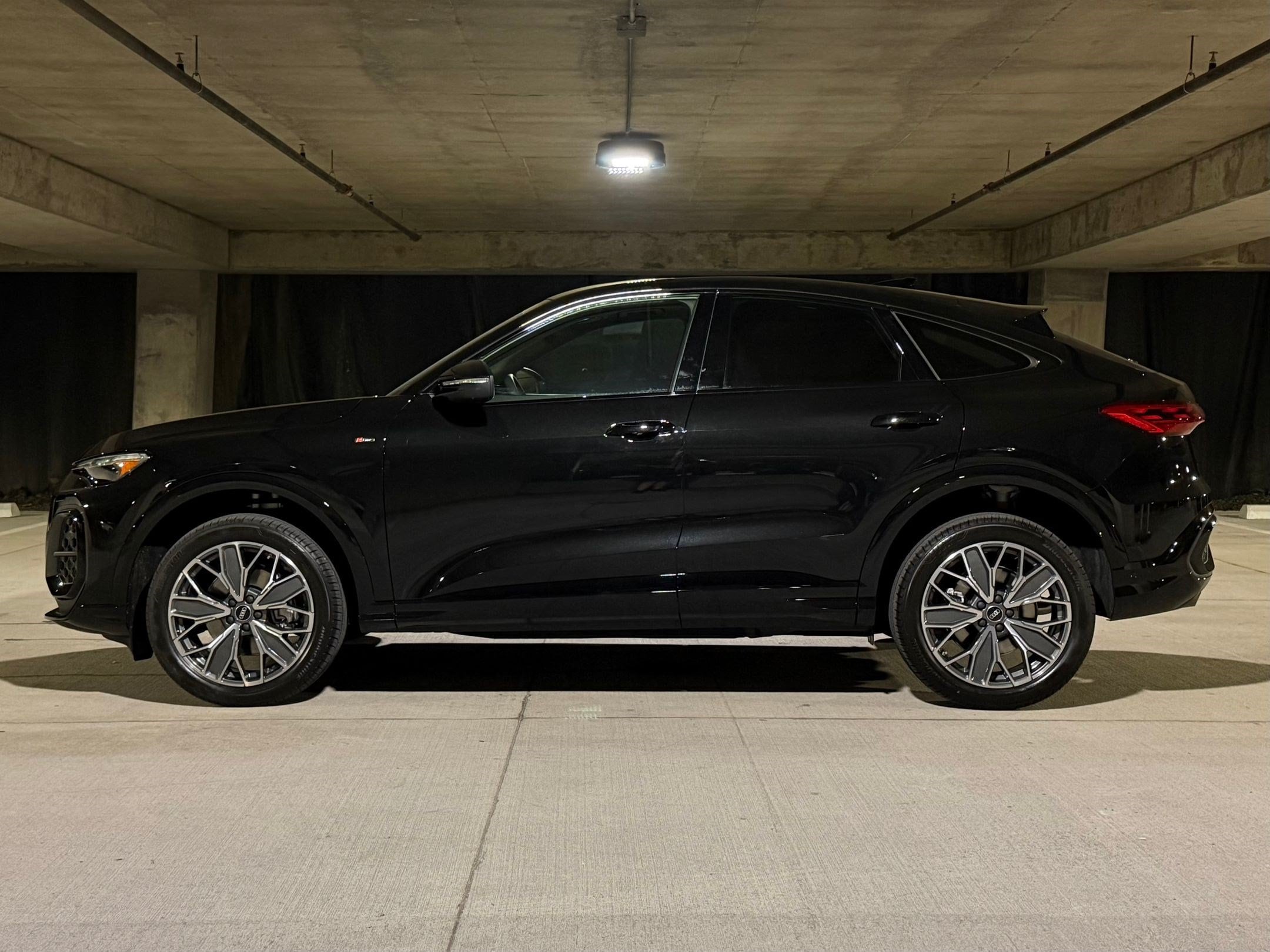 Q5 Sportback Premium Plus SUV