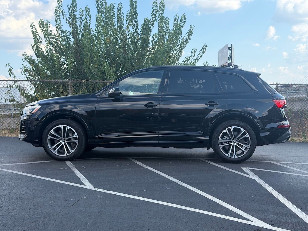 Certified 2025 Audi Q7 Premium Plus SUV