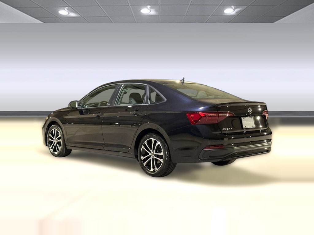 Used 2024 Volkswagen Jetta Sport Sport Auto