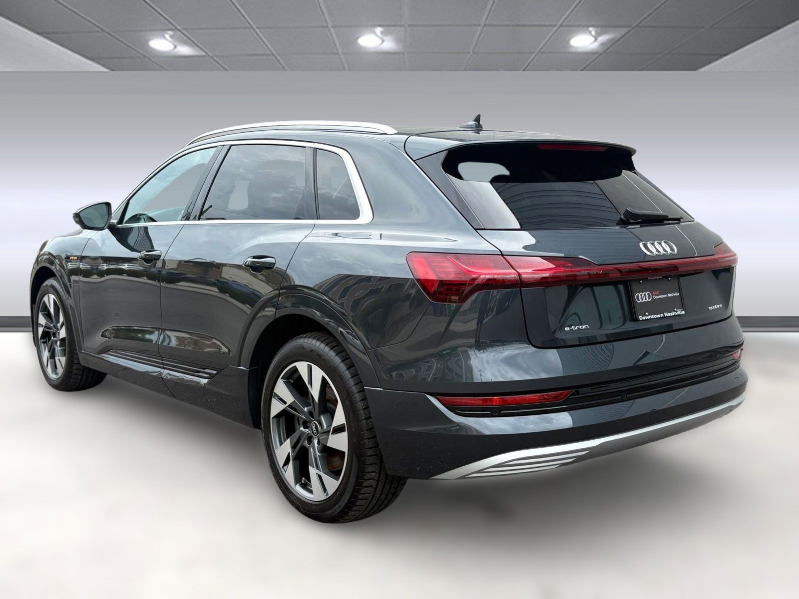 2022 Audi e-tron Premium Plus photo 3