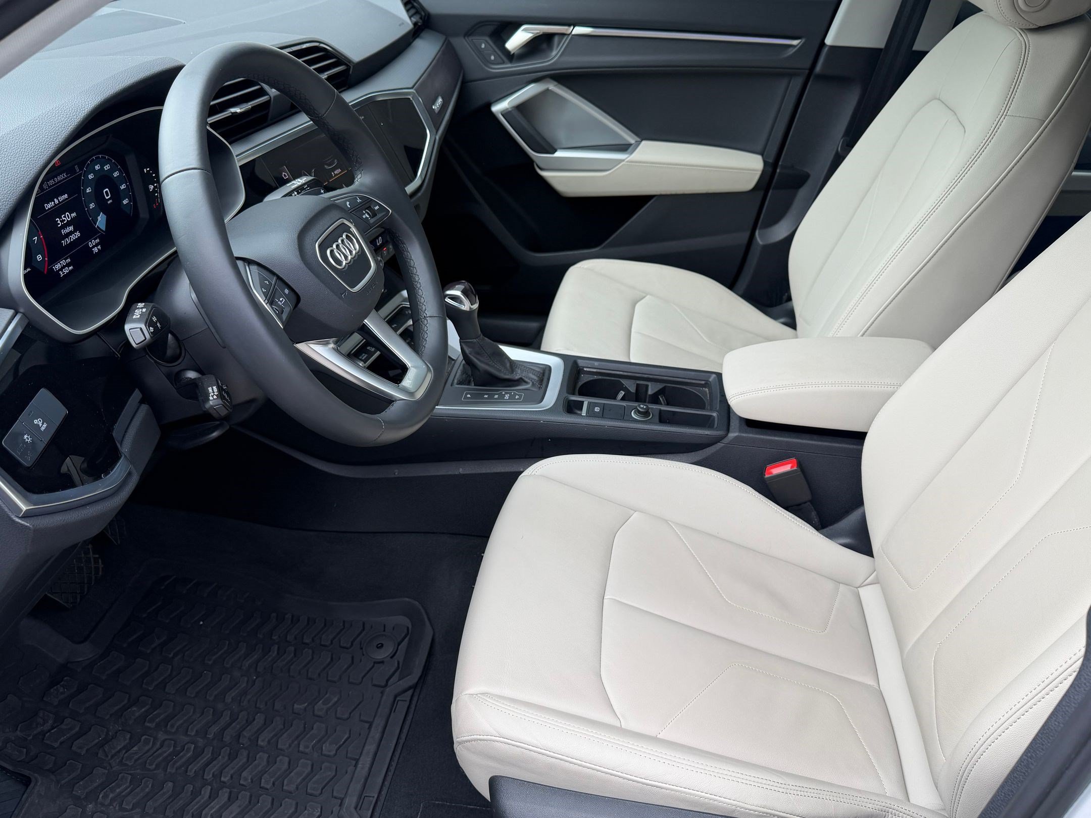Q3 S Line Premium Plus S Line Premium Plus 45 TFSI Quattro