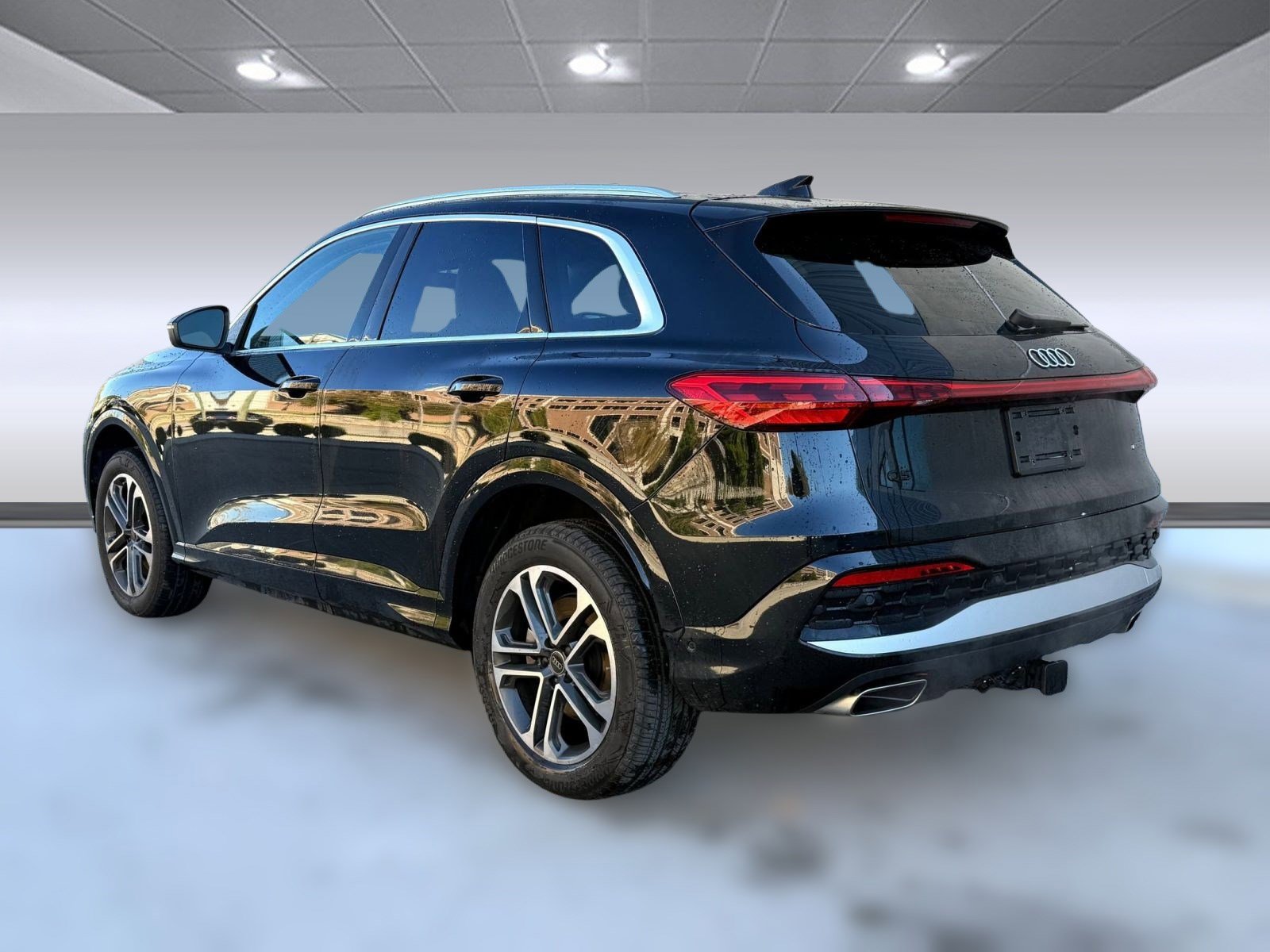 2025 Audi Q5 TFSI Premium Plus photo 3