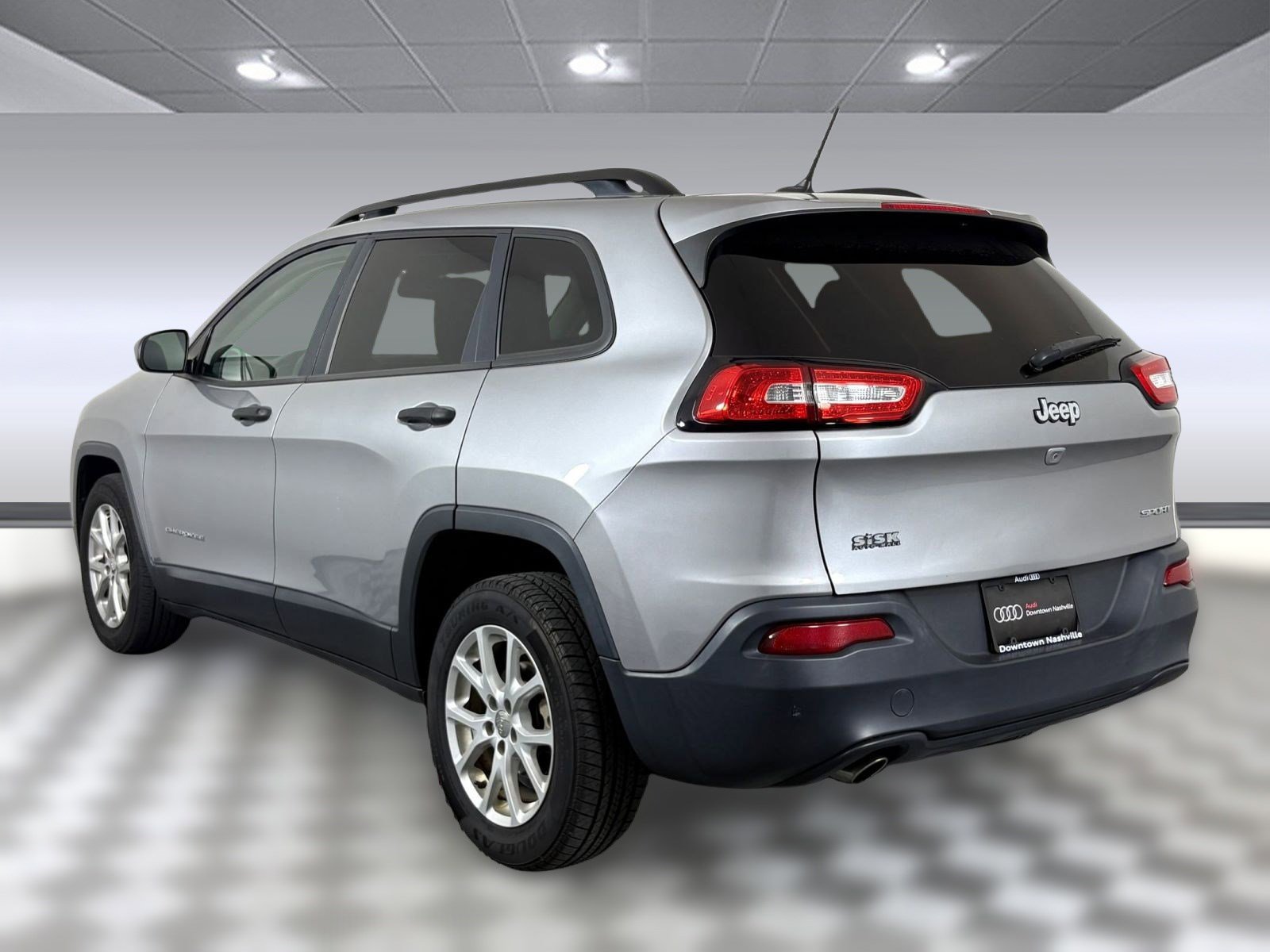 2017 Jeep Cherokee Sport photo 3