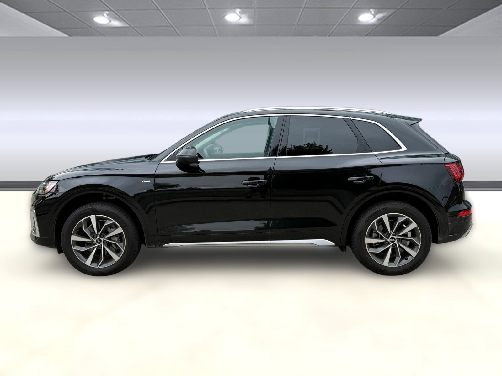 2023 Audi Q5 S line Premium Plus 45 TFSI photo 2