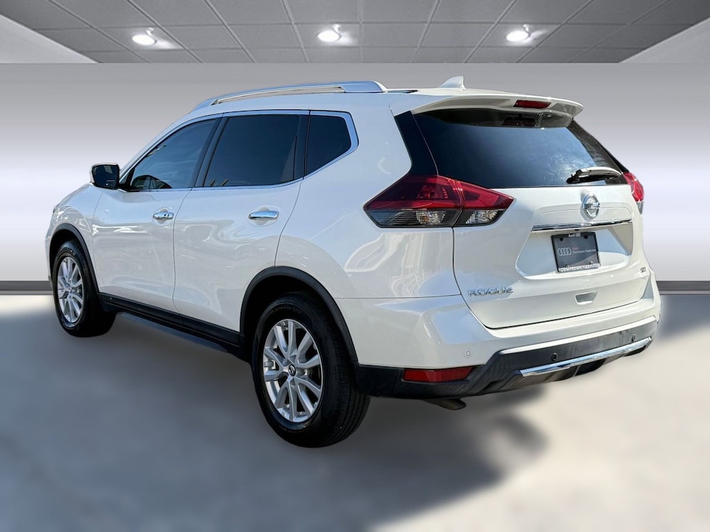 Used 2020 Nissan Rogue SV FWD SV